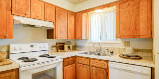 Spacious and immaculate townhomes! Gallery 6