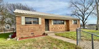 Price Drop!  Viewable Now!  Small Pets Accepted! Gallery 4