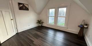 3 bed, 1.75 bath home for rent in Waterloo 3 bed, 1.75 bath home for rent in Waterloo Gallery 30