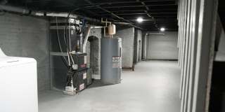 1615 N Spring St Gallery 15