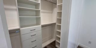 22647 Clarendon Street Gallery 23