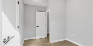 919 N 15TH Street Gallery 15