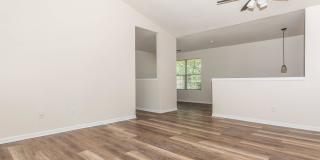 Ravinia Apartments Gallery 45