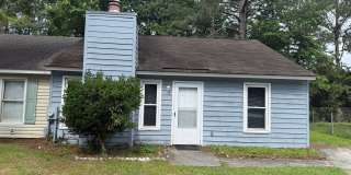 Two bedroom one bath duplex Gallery 1