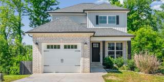 Beautiful 3 Bedroom 2 Full Bath Home For Rent! Gallery 1