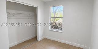5202 NE 14th Ter Gallery 13