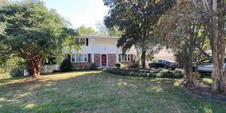 Gorgeous 4 Bed 2.5 Bath Single Family Home On Spacious Lot In Orange Hunt Estate West Gallery 1