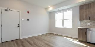 820 N 40th Street Gallery 15
