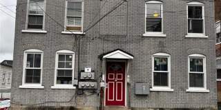 412 Oak Street Gallery 1