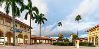 137 NE 3rd Ct Gallery 17