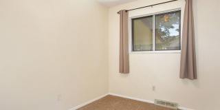 Spacious 4-Bedroom Ranch-Style Home in Windsor! Gallery 8