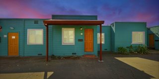 Las Flores Apartments Gallery 3