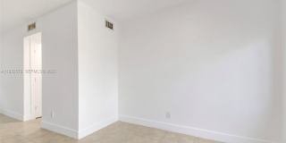 407 SE 9th Court Gallery 4