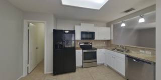 7606 Chatsworth Gallery 3