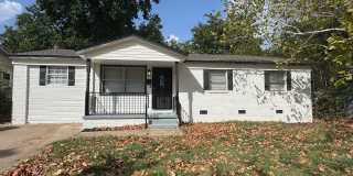 Section 8 Vouchers Friendly Spacious 5-Bedroom Home with Updated Kitchen & Large Deck – Gallery 1