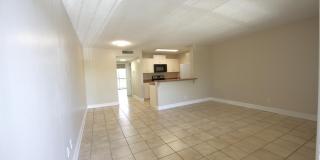 1523 Meadows Circle W Gallery 3