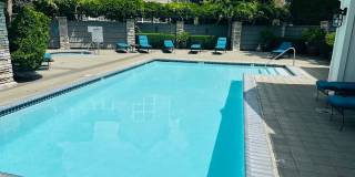 Charming Condo in Terrific Waterfront Location Gallery 21