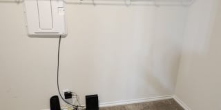 Beautiful 4BR Home for Rent in Cypress Trails – Near Medical Center Gallery 24