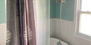 21 College Street Gallery 17