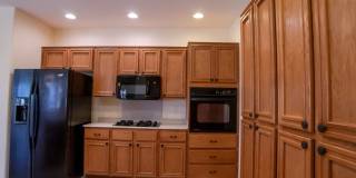 Sun City Anthem!! 55 & Older!! Single Story!! Private Pool!! Strip Views!! 3 bedrooms and 3 car Garage!! Gallery 31