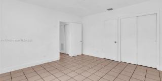 2835 SW 24th St Gallery 1