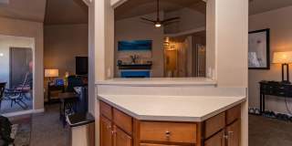 Beautiful upper-level condo in gated community!!! Gallery 9