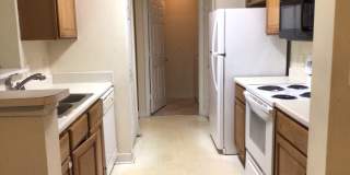 Equestrain Park 2 bedroom + 2 bathroom condo Gallery 9