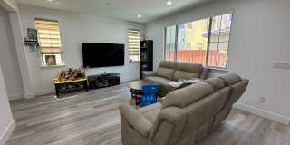 Beautiful 3 Bedroom, 2.5 Bath Mountain House Home. Gallery 7
