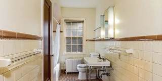 2306 Kendall Avenue Gallery 13