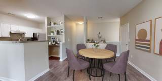 Columns on Wetherington Apartments Gallery 3