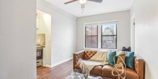 Oliver on LaSalle Gallery 9