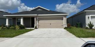 4 Bedroom 2 Bathroom in Winter Haven Gallery 1