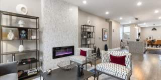 1532 N BROADWAY Gallery 4
