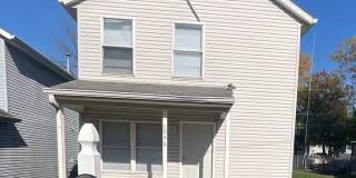 3 Bedroom, 1.5 Bathroom Single House Gallery 1