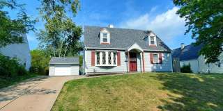 4 Bed - 1 Bath Cape Cod for Rent Gallery 1