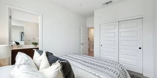 Modern 2+ Bedroom, 2++ Bathroom Living in the Heart of West Oakland’s Prescott Neighborhood Modern 2+ Bedroom, 2++ Bathroom Living in the Heart of West Oakland’s Prescott Neighborhood Gallery 29