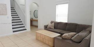 202 NE 36th Ter Gallery 5