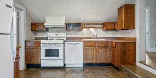 220 W 9th St (Duplex) Gallery 1