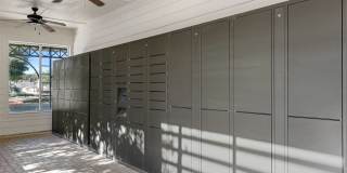 Lirio Gallery 27