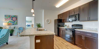 Leander Lakes Luxury Apartment Homes Gallery 12