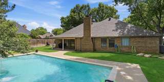 Beautiful 4 Bedroom Home with Pool – Available Now! Gallery 27