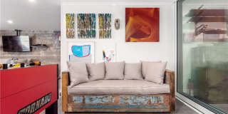 3403 Laurel Avenue Gallery 52