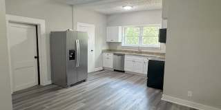 818 Peeples Street SW Gallery 22