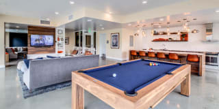 Mark on 8th Gallery 21