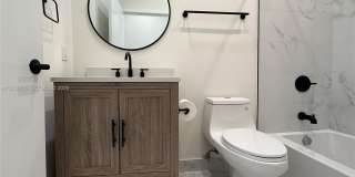 1786 SW 9th St Gallery 33