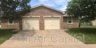 1530 North Maybelle Street Gallery 1