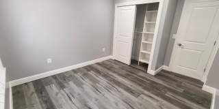 700-8 N MARSHALL Street Gallery 17