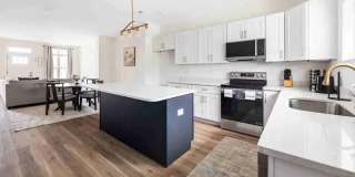 395 Church St N Gallery 1