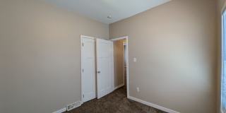 Pet friendly 3 Bedroom, 1 Bathroom home! Gallery 24