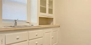 2436 Laurel Avenue Gallery 14